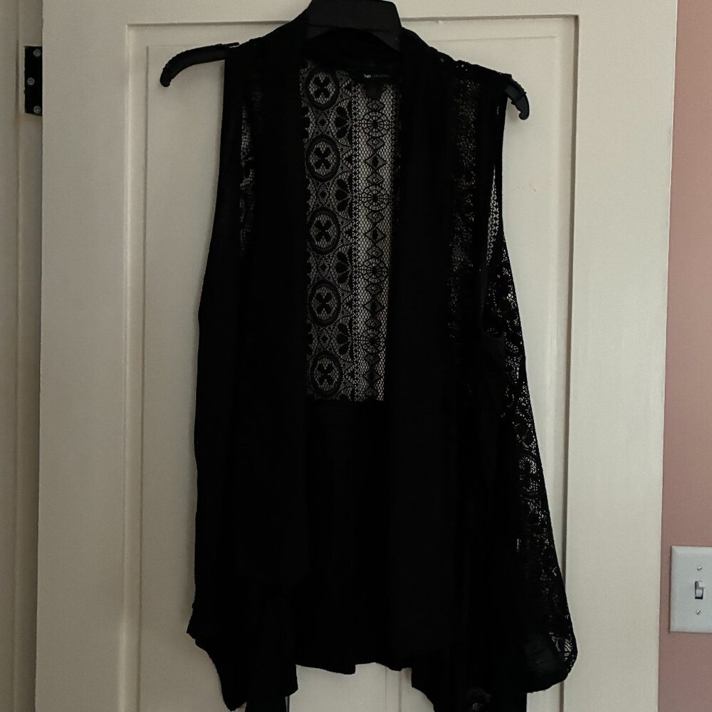 AB Studio Black Lace Vest Size XL